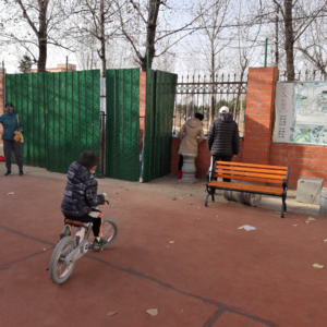 信息剥夺,对人的心理是很大的伤害