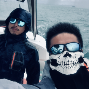 海盗电台开播：两个船长的奇遇人生