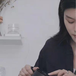 《被偷走的春天》第七集 想我就给我打电话吧,手机买来是要用哒!