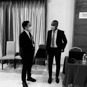 vol.010：从巴黎到西非，曾经的rapper和我们分享他的“走出非洲”