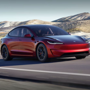 新车速递：特斯拉Model 3高性能版