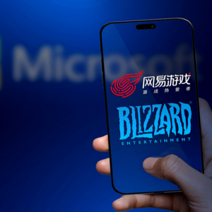 时隔400多天网易和暴雪终于迎来了和解;金价连创历史新高后终于跌了;小米智己汽车两者的公关战有了新剧情