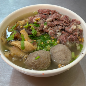 VOL.42 城市云游记|汕头：吃不完的牛肉火锅、粿条卤味白粥果汁冰和讲不完的友善与坚持