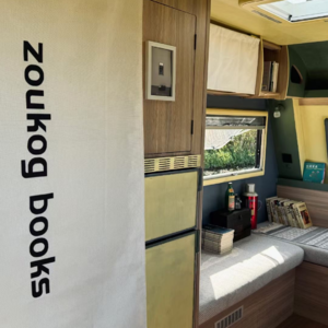 003大理走空书市：走入一个空的状态