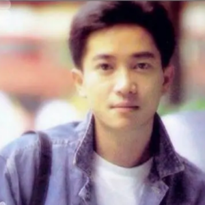 翩翩贵公子陈百强是如何演绎“亲情”的