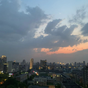 只要一直删除和敲打文字