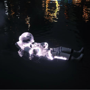 过刊047:人造幻梦一场,戏剧节十年散记