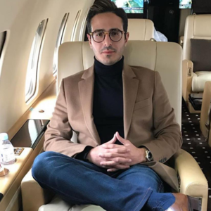 EP3.寂寞的客厅丨《Tinder诈骗王》，故事为王。