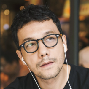 阿力普，维族少男二三事