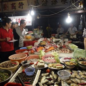 第十三期——这个城市算不算一线主要看餐饮有多贵