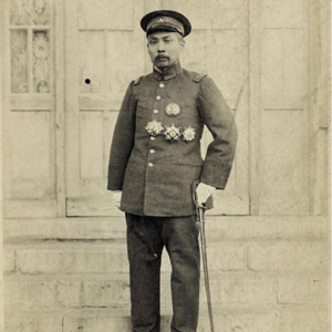 8月24日：黎元洪提出辞职大总统不准