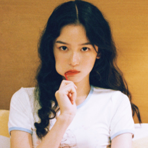 bx.直男懂什么美女？那可是周也诶！