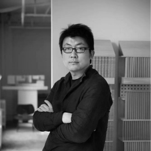 董功:可以让青春静止的人