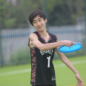 Vol.01 高中之前的间隔年，我在玩飞盘、演音乐剧、写科幻小说…