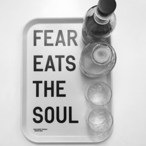 寥聊 「JY」—— 一滴烈酒