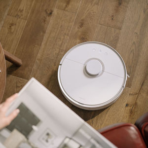 擦地机器人掉坑记